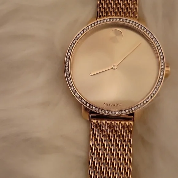 Movado Gold Women's Watch - Picture 7 of 11